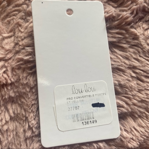 Medium Yellow Shoulder Bag - Picture 6 of 6